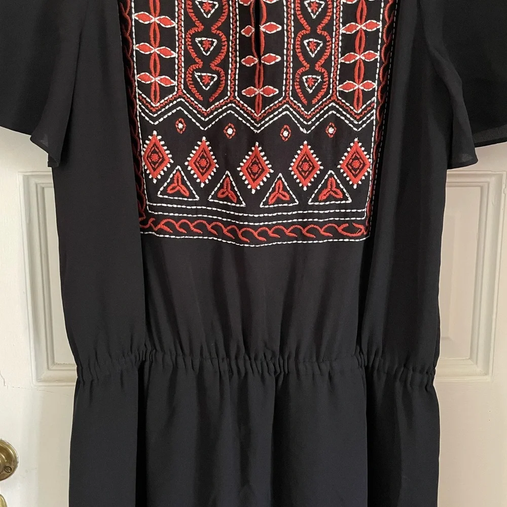 Tory Burch Black Silk Embroidered Boho Mini Dress Flutter Sleeve Sz 0. 30243